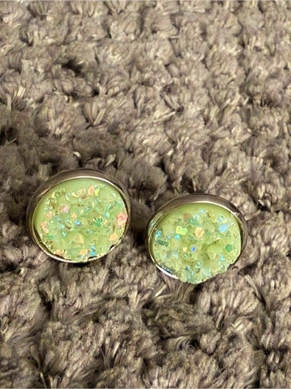 Green Abstract Stud Earrings Like New